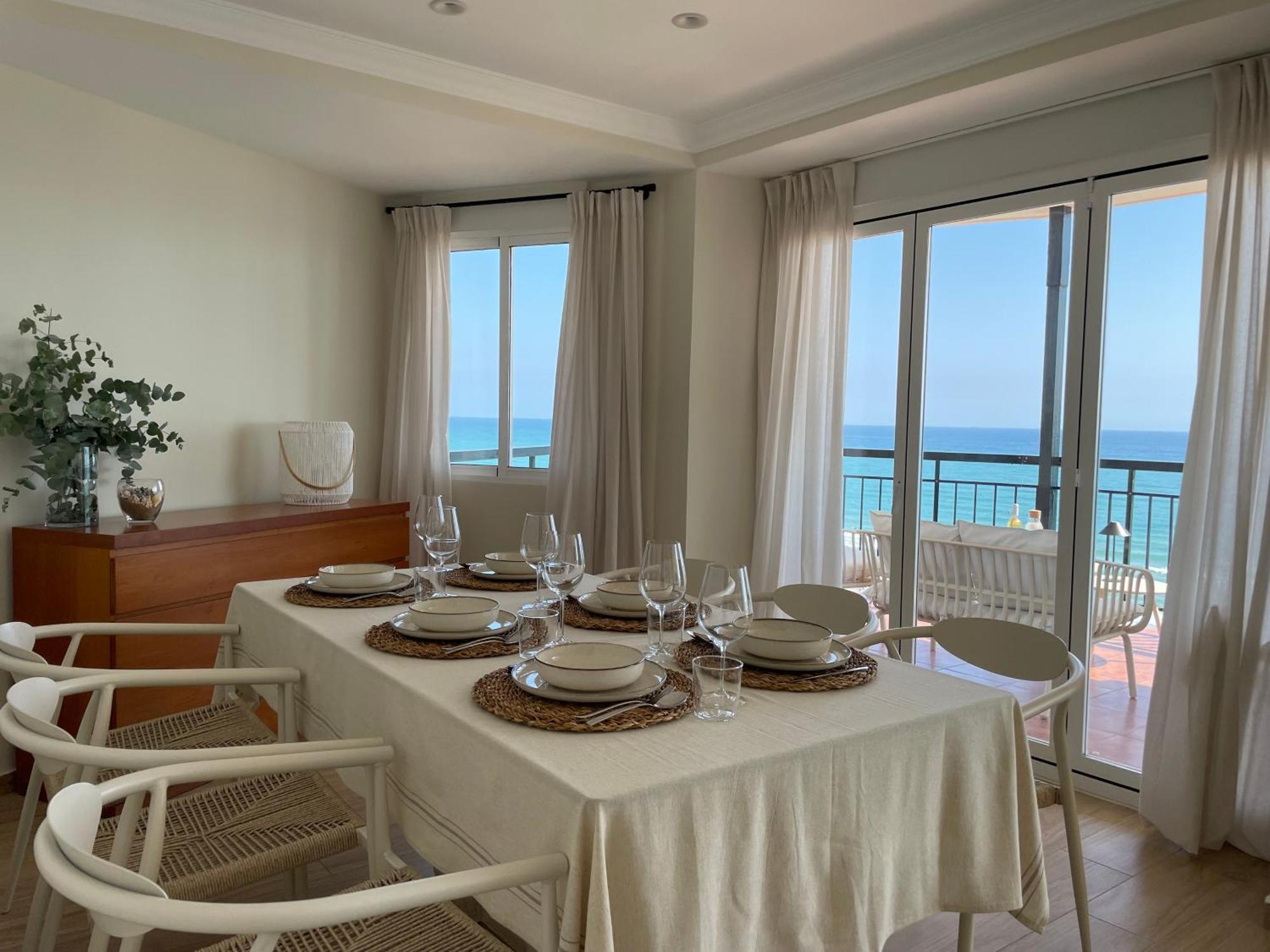 Gandia Boutique Stays - Presidente - Apartamento Premium En Primera Linea De Playa Exterior photo